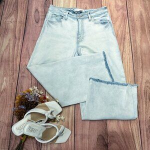 Vervet Wide Leg High Rise Lindsey Vintage Wash Cropped Raw Hem Jeans, Size: 28